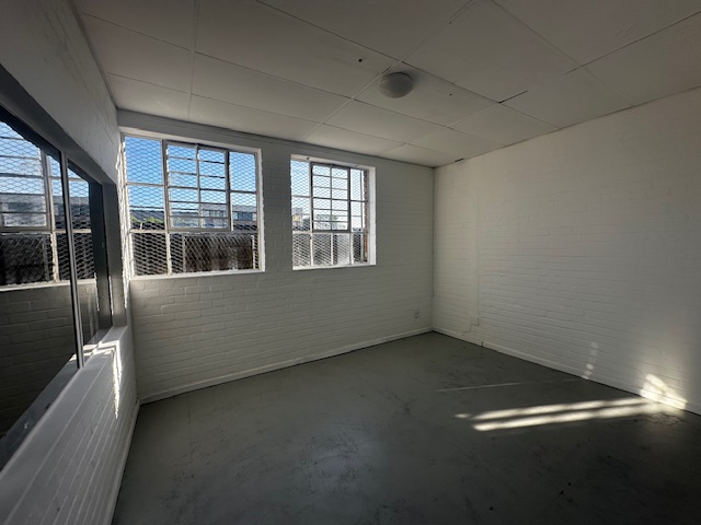 To Let Commercial Property for Rent in Maitland Western Cape